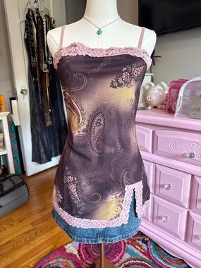 Lace-Trim Paisley Cami Slip in Plum with Pink Trim